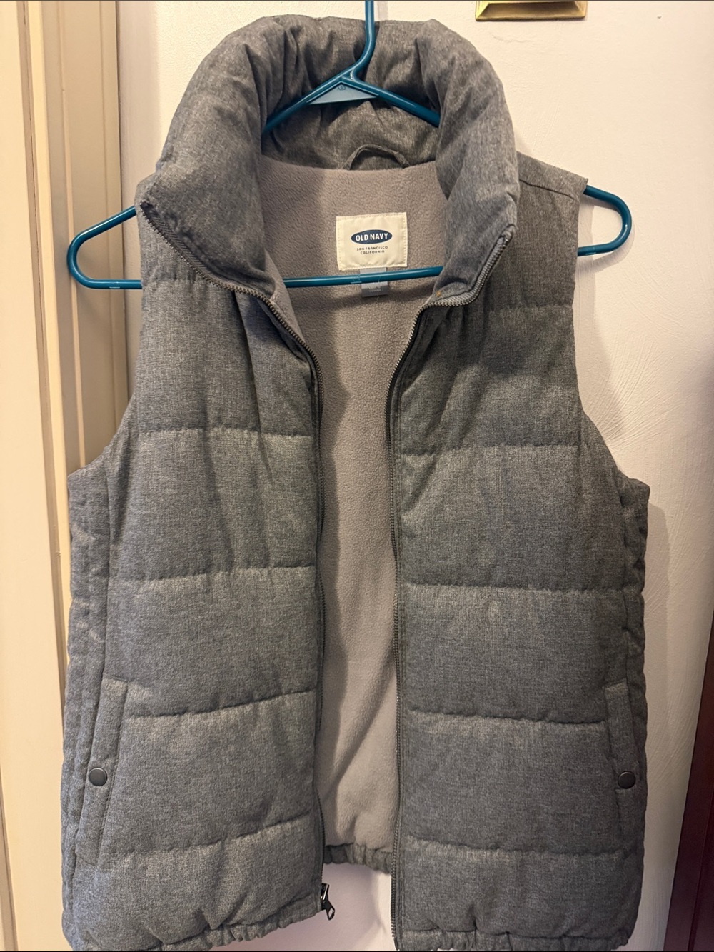 Old Navy Gray Quilted Kids Puffer Vest